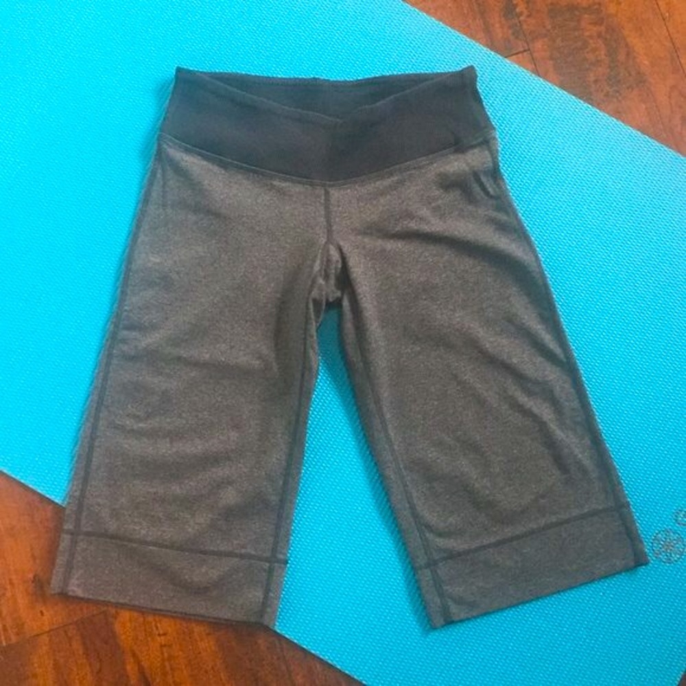 Lululemon Clam Digger II